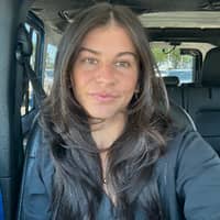 Sitter Profile Image: Usue A.