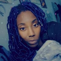 Sitter Profile Image: Danielle H.