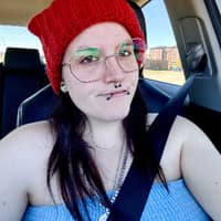 Sitter Profile Image: Sheyanne R.