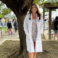 Sitter Profile Image: Courtney B.