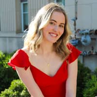 Sitter Profile Image: Lydia A.