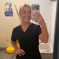 Sitter Profile Image: Ella L.