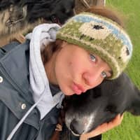 Sitter Profile Image: Robyn D.