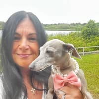 Sitter Profile Image: Stephanie F.