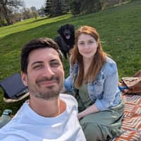 Sitter Profile Image: Jessy & Gioconda M.