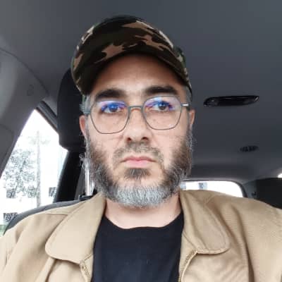 Sitter Profile Image: Naftali K.
