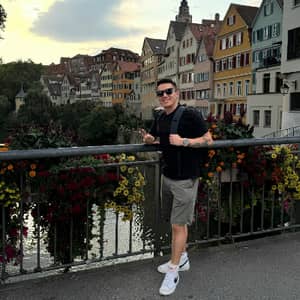 Sitter Profile Image: Juan K' S.