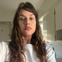 Sitter Profile Image: Sabrina W.