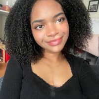 Sitter Profile Image: Zora L.