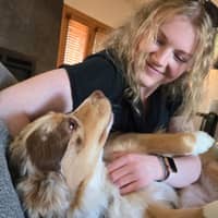 Sitter Profile Image: Riley S.