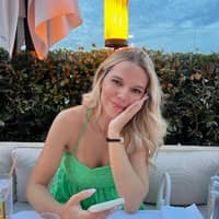 Sitter Profile Image: Francini D.