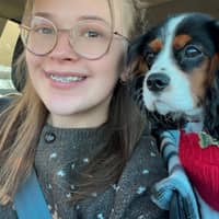 Sitter Profile Image: Hannah C.