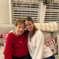 Sitter Profile Image: Danielle W.