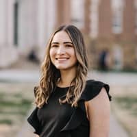 Sitter Profile Image: Emma W.