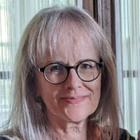 Sitter Profile Image: Joe & Madeleine G.