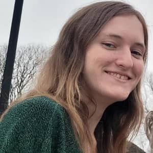 Sitter Profile Image: Cloi K.