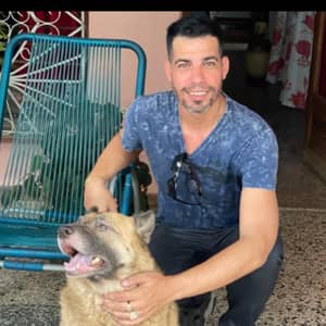 Sitter Profile Image: Wilfredo C.
