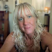 Sitter Profile Image: Dee Anne B.