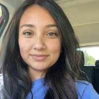 Sitter Profile Image: Evelyn H.