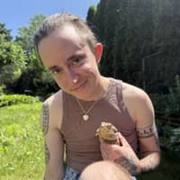 Sitter Profile Image: Oliver D.