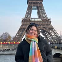 Sitter Profile Image: Caroline D.