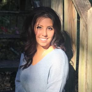 Deanna R.