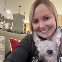 Sitter Profile Image: Lisa M.