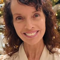 Sitter Profile Image: Serena B.