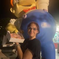 Sitter Profile Image: Sandra W.