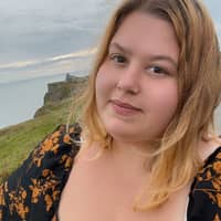 Sitter Profile Image: Timea M.