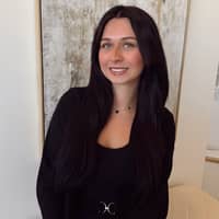 Sitter Profile Image: Maria W.