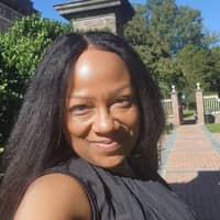 Sitter Profile Image: Serena W.