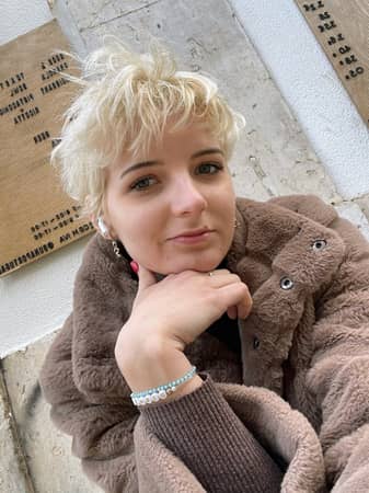 Sitter Profile Image: Eva S.