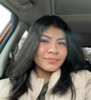 Sitter Profile Image: Leslie M.