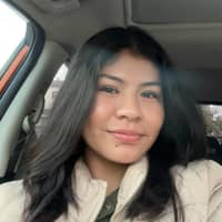 Sitter Profile Image: Leslie M.