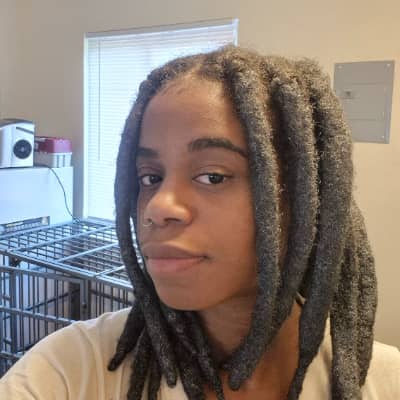 Sitter Profile Image: Imani O.