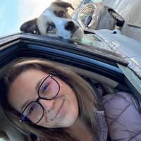 Sitter Profile Image: Renee L.