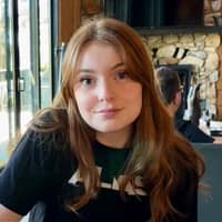 Sitter Profile Image: Erin C.