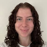 Sitter Profile Image: Lindsay D.