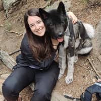 Sitter Profile Image: Elaine J.