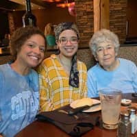 Sitter Profile Image: Lydia M.