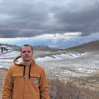 Sitter Profile Image: Yogi F.