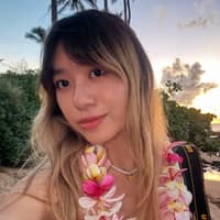 Sitter Profile Image: Ploychomphu C.