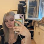 Sitter Profile Image: Shirly-May W.