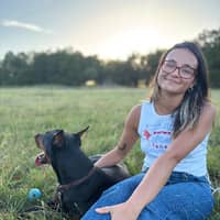 Sitter Profile Image: Lauren P.