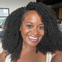 Sitter Profile Image: Lyndsi F.