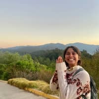 Sitter Profile Image: Mimi C.