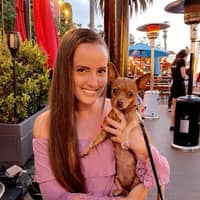 Sitter Profile Image: Amanda F.