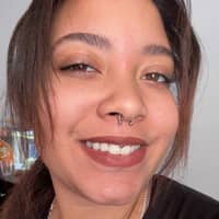 Sitter Profile Image: Chrishelle S.