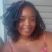 Sitter Profile Image: Candis H.